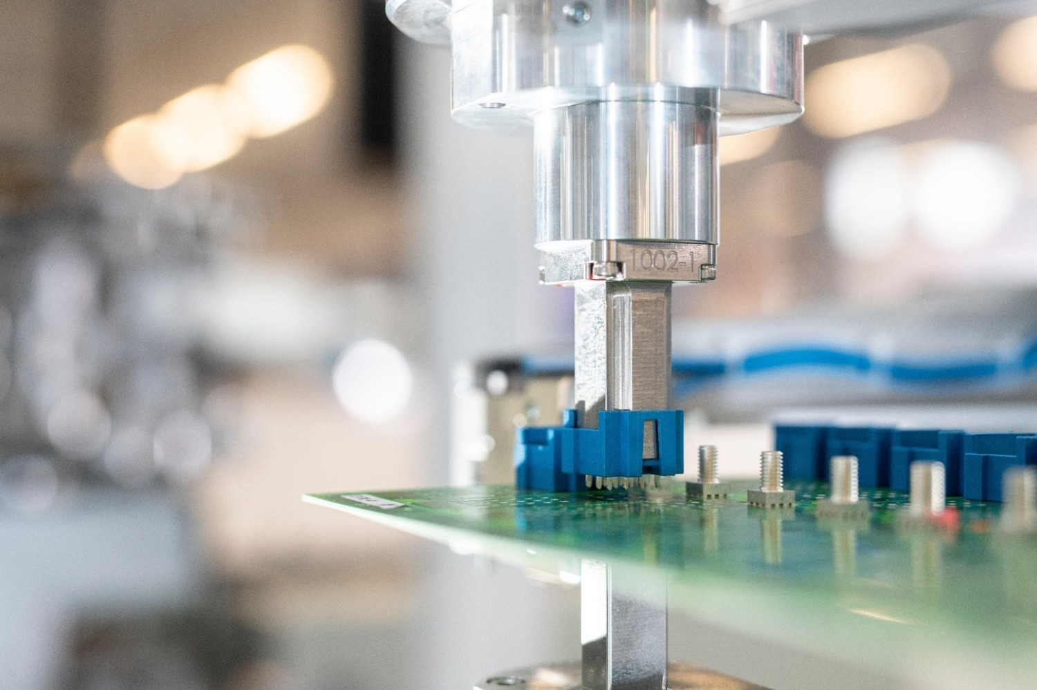 Detail view press-fit process with the PEM Detail view press-fit process with the PEM